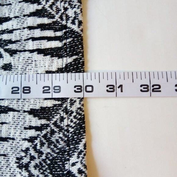 Divided Oversized Cardigan Sweater Size Small Black Casual Bohemian Preppy - Picture 4 of 5